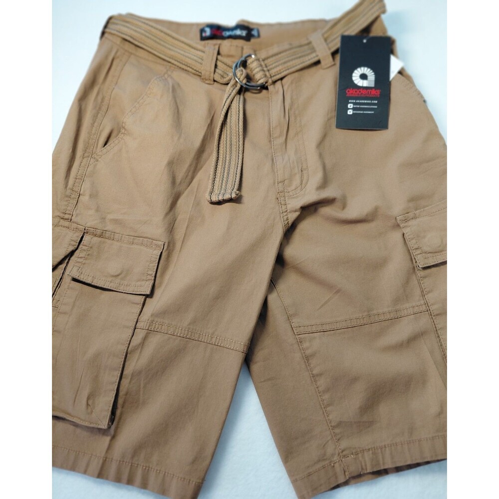 NWT-‎ Akademiks Khaki Cargo Style Shorts Brown 7 Pockets